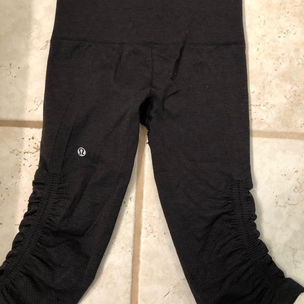 lululemon cropped leggings